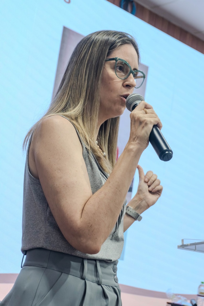 Dra. Lúcia Alckmin fonoaudióloga com mais de 20 anos de experiência